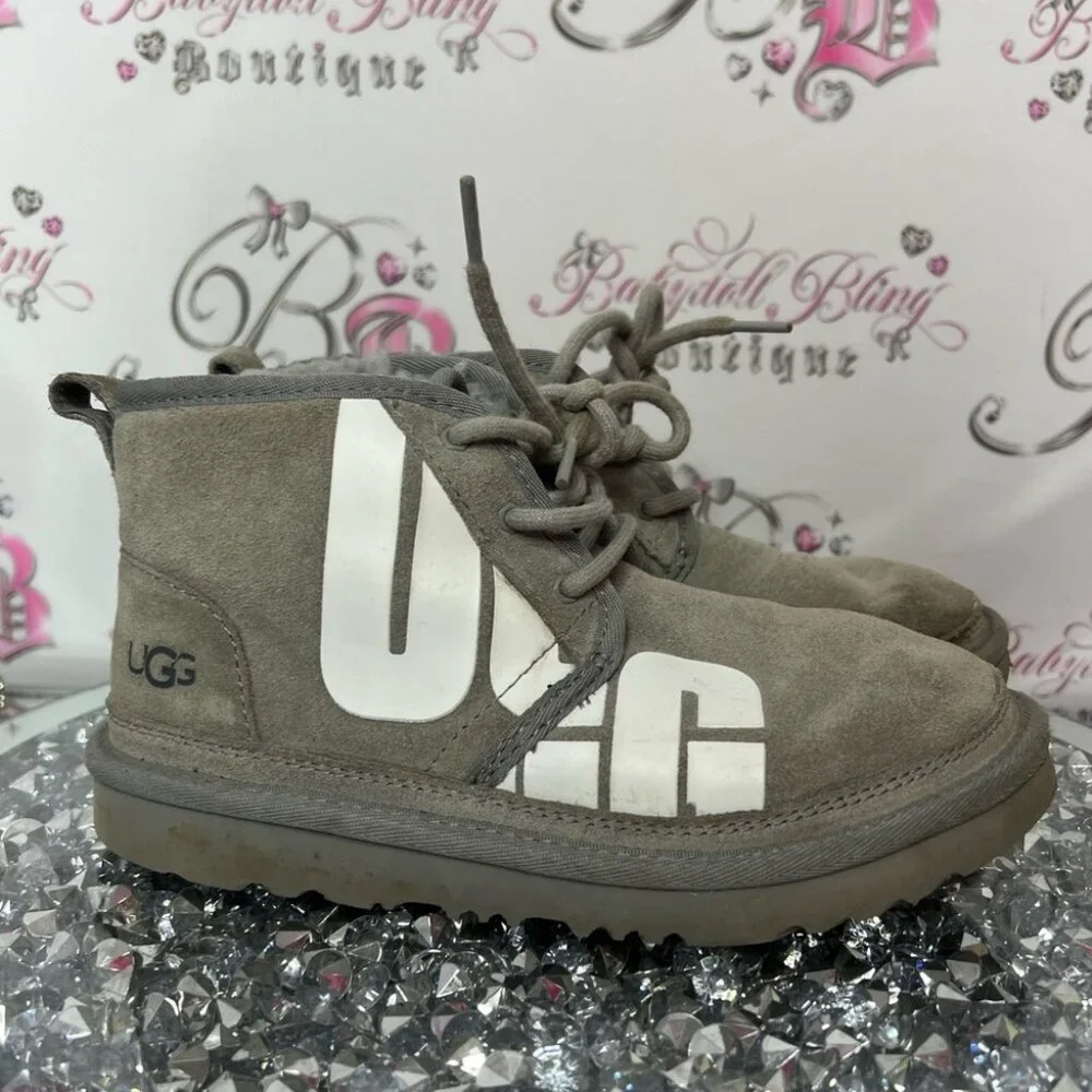 Ugg boots grey mini booties short style lace up laces ribbon 🎀 size 3 EUC gray